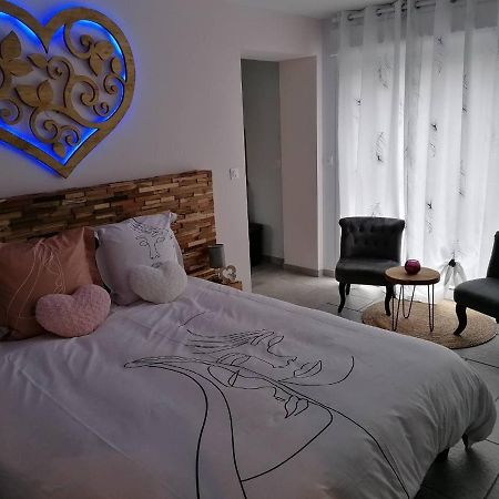 Chambre De Brunemont Bed & Breakfast Dieval Ngoại thất bức ảnh